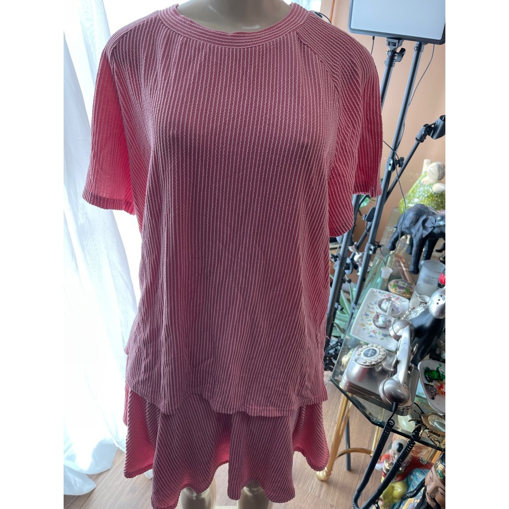 Evaless Pink White Striped 2 Piece Skort Set Top and Skirt XL NWT